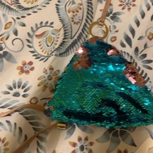 Beach Bunny NWT siren song triangle top TUPK